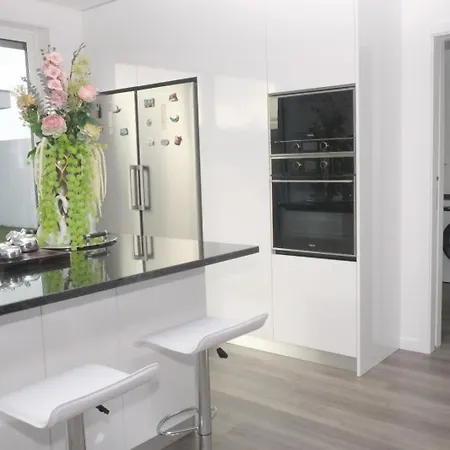 Сasa de vacaciones Ruhiges Modernes Haus Parkplatz Wlan Whirlpool *