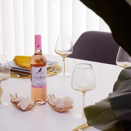 Ruhiges Modernes Haus Parkplatz Wlan Whirlpool Aveiro