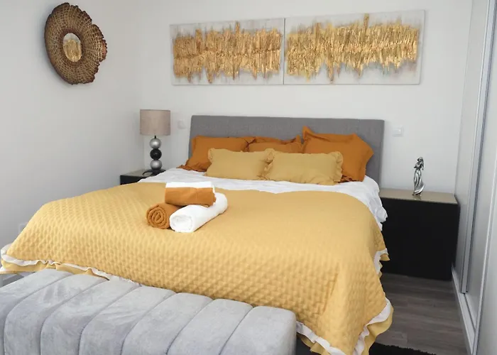 Semesterbostad Ruhiges Modernes Haus Parkplatz Wlan Whirlpool Aveiro